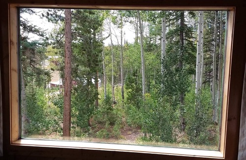 Glendevey House | Snowmobile And ATV Right Out The Front Door