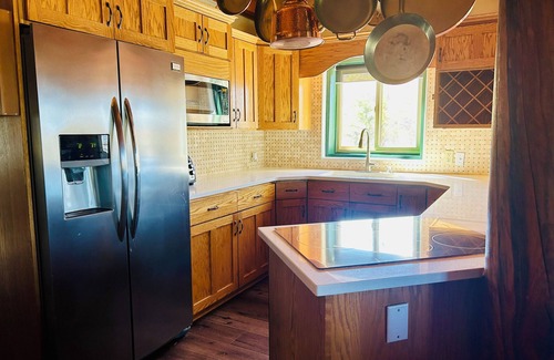 Timber Lakes House | Snowmobile skiing snowshoing beautiful 5 bedroom cabin in uinta mountains