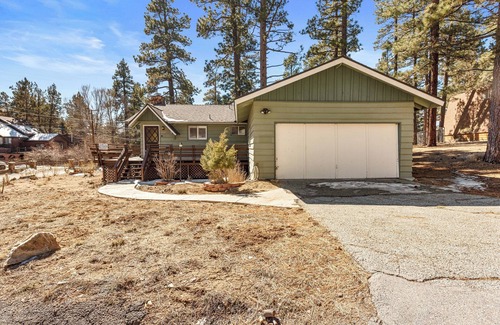 Whispering Forest Cabin | Snowridge
