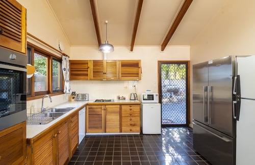 Old Adaminaby House | Snowy Mountains Fishing Lodge, Old Adaminaby