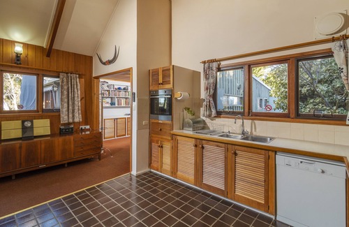 Old Adaminaby House | Snowy Mountains Fishing Lodge, Old Adaminaby