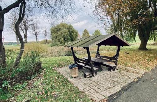 Kroepelin Apartment | Snug Apartment in Kröpelin Germany