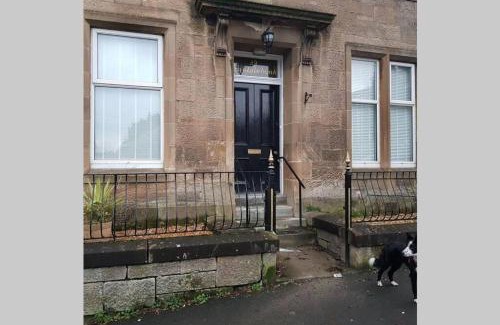 Helensburgh Apartment | Snug - Fountain Bank Apartment