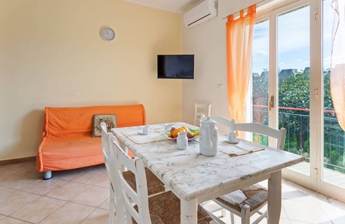 Nizza di Sicilia House | Snug Holiday Home in Niza di Sicilia with Balcony