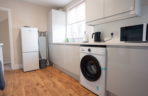 Falkirk House | Snug Modern Home in Falkirk