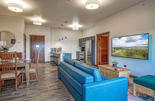 Snowshoe Condo | Soaring Eagle #403: 2 Bedrooms, 2 Full Baths