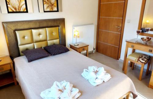 Kamisiana Apartment | Socrate's Apartment's with Share Pool