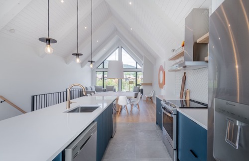 Beaupre Ski Chalet | SOFA VILLAS - Mont Sainte-Anne - Paradise for Outdoors Activities!