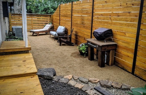 Fayetteville House | SOFAY HOME UofA - Razorback Greenway - Dickson St