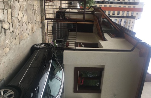 g.k. Strelbishte House | Sofia Family House.