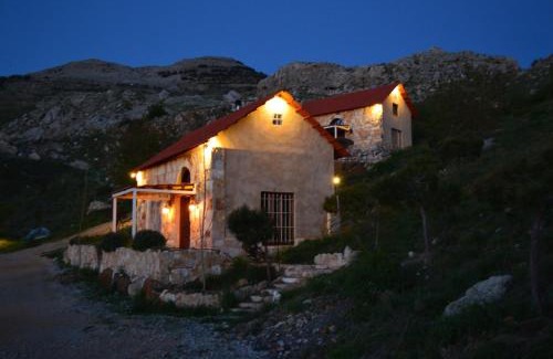 Duhur ash Shuwayr Resort | Soha Village Resort