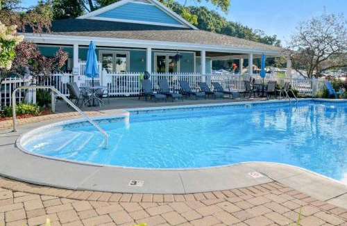 South Haven House | SoHa Year Round Heated Indoor Outdoor Pool