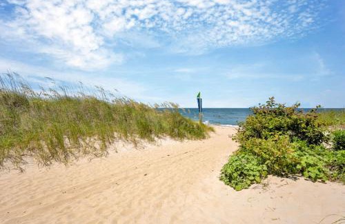 East Ocean View House | Sojourn Bay Haven Beach Home Steps to the Bay