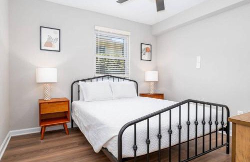Cottage Line Apartment | Sojourn Beach Side Paradise Cove Suite