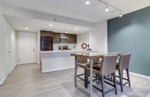 Court House Apartment | Sojourn | Courtland Towers