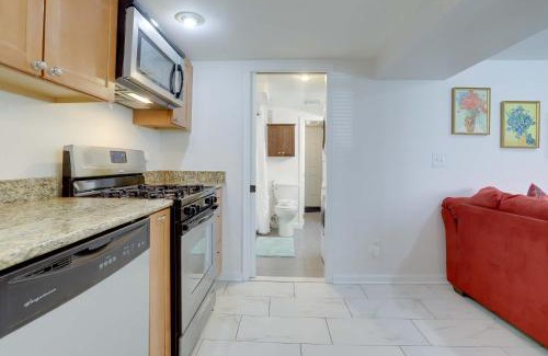 Southeast Apartment | Sojourn Garden Level Home Sleeps 2
