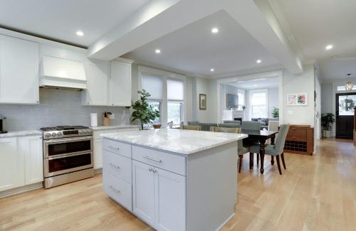 Southeast House | Sojourn's Capitol Hill Charmer Superb for Families