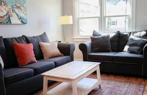 Chic's Beach Apartment | Sojourn's Sea Views with Balcony Sleeps 10