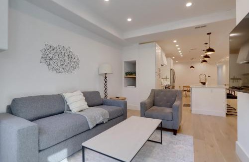 Stanton Park Apartment | Sojourn's Stanton Park Home Sleeps 4