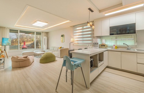 Sokcho House | Sokcho Biroso Private Cottage
