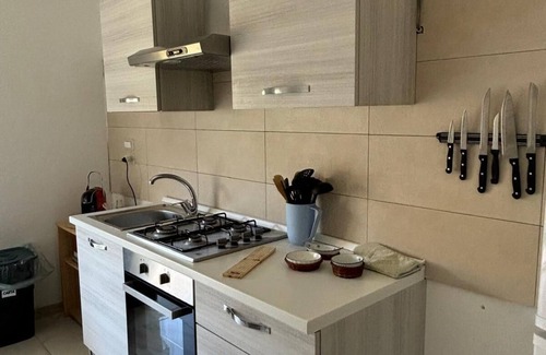 Roges House | SOL Casa Appartamento Ampiamente Soleggiato con Vani Ampi e Spaziosi