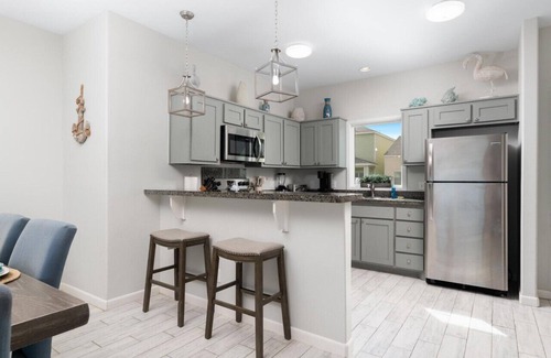 Port Isabel House | SOL-STICE | 2BD Waterfront Kid & Pet Friendly Home