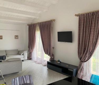 Moresco Villa | Sole
