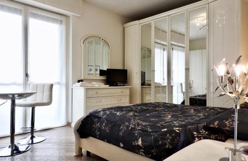 Parabiago House | Sole tra i pini - foresteria lombarda