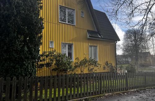 Alingsas Bed & Breakfast | Solhuset intill ån