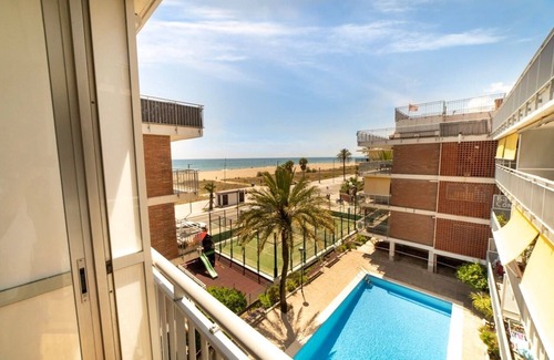 Castelldefels Apartment | SOLIAIR BEACHFRONT CASTELLDEFELS