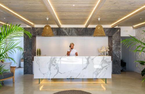 Kolymvari Hotel | Solimar White Pearl - Adults Only