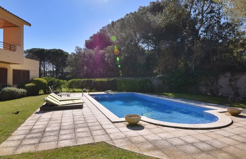 Santa Maria de Solius Villa | Solius CostaBravaSi - Pool, BBQ, terrace, wifi