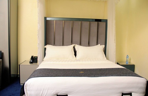 Masaka Hotel | Solo Hites Hotel