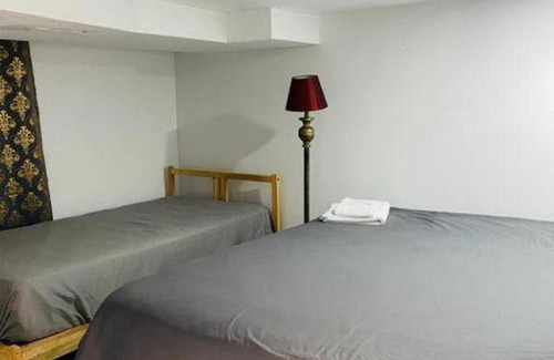 Old East York House | Solo I East York Space Share Toronto Canada