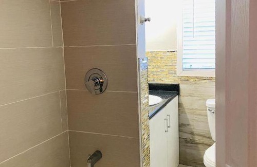 Old East York House | Solo I East York Space Share Toronto Canada
