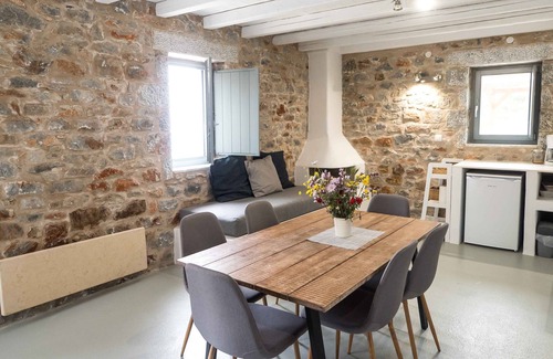 Kokkala Apartment | Soloterra tower, East Mani