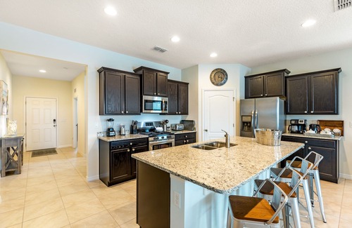 Loughman House | Solterra Sunshine - extra large pool/spa faces South- views - game room, resort