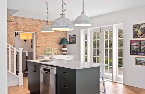 Braidwood House | Solus House: Braidwood Art Stay