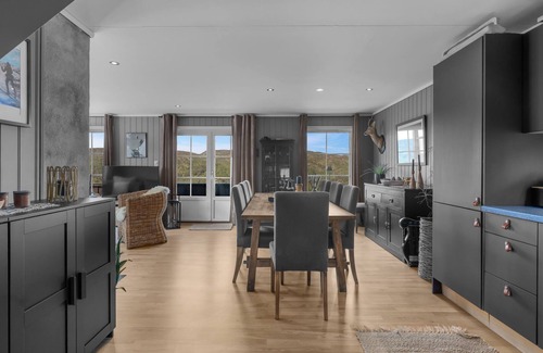 Tjaldal Apartment | Solutsikten by Interhome