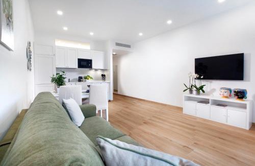 Sorrento City Centre House | Solymar Suite