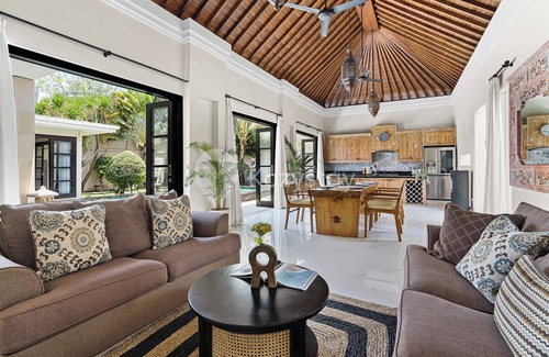 Sanur Villa | Sombra Villa by Kozystay - Sanur