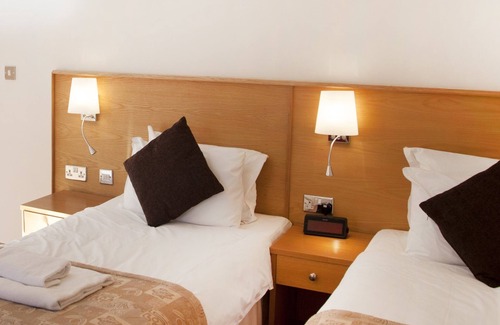 Mumbles Bed & Breakfast | Somerfield Lodge