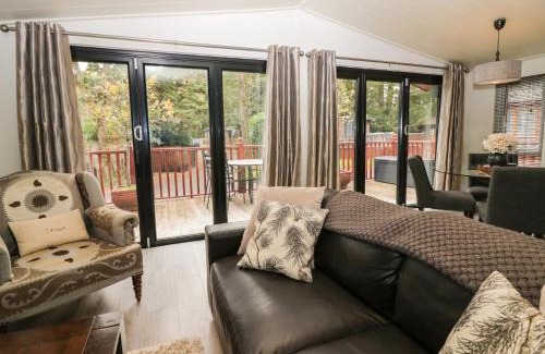 Troutbeck Bridge House | Somerford Lodge