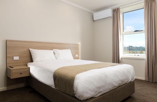 Somerset Hotel | Somerset Hotel