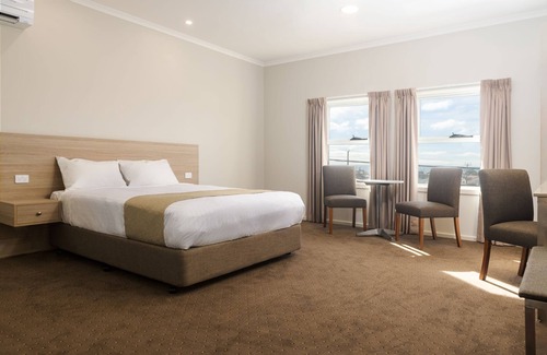 Somerset Hotel | Somerset Hotel