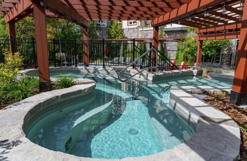 Mont-Tremblant Pedestrian Village Apartment | Sommet des Neiges