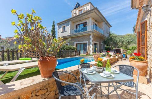 Maria de la Salut Villa | Son Monjo