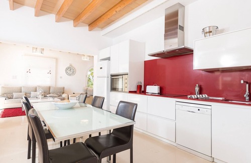 Maria de la Salut Villa | SON PEROT Finca for 8 with pool and free WiFi