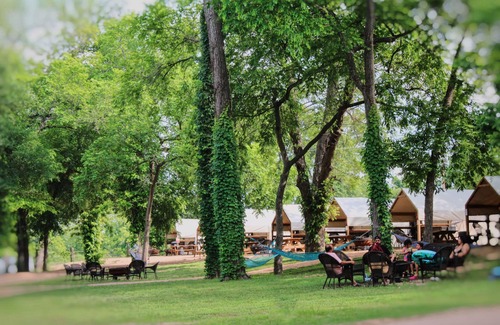 Prairie Lea Cabin | Son's Blue River Camp Glamping Cabin I