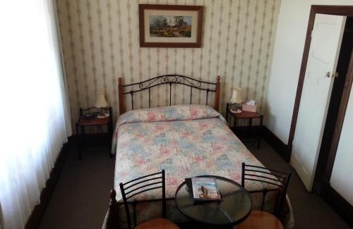 Wallaroo Hotel | Sonbern Lodge Motel